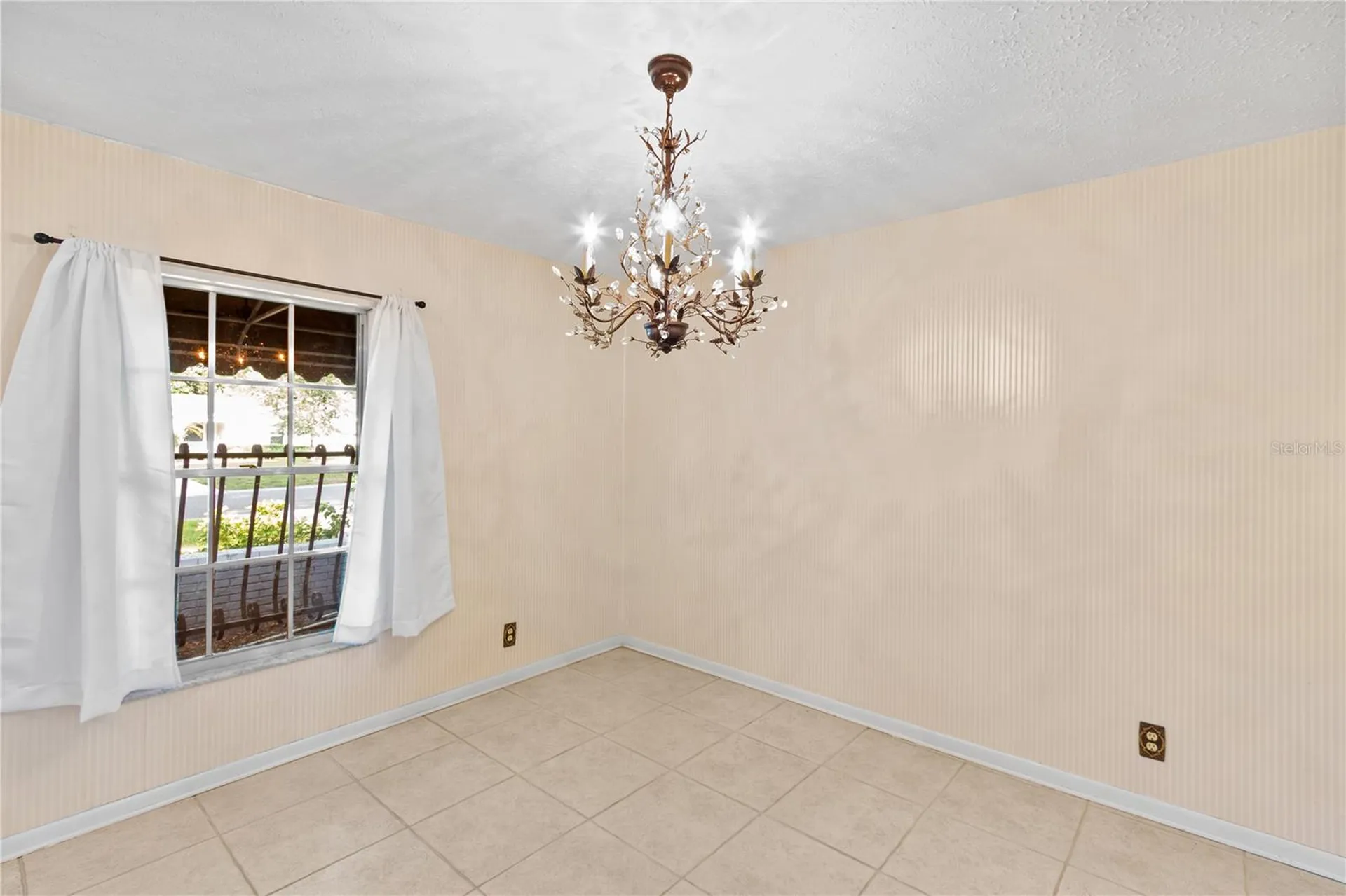 11016 Saginaw Drive Tampa FL 33617