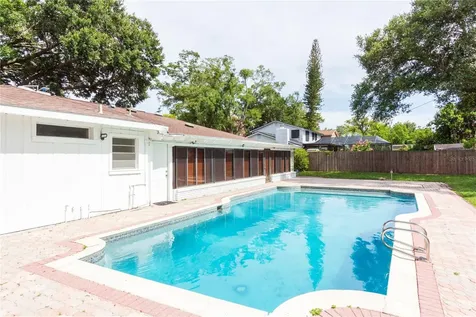 11016 Saginaw Drive Tampa FL 33617