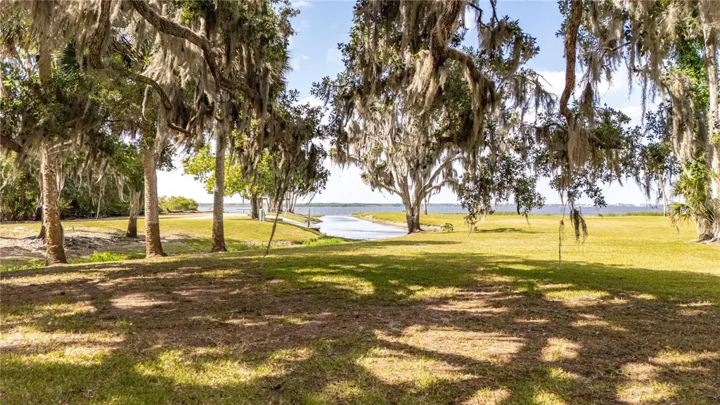 1476 Stone Trail Enterprise FL 32725