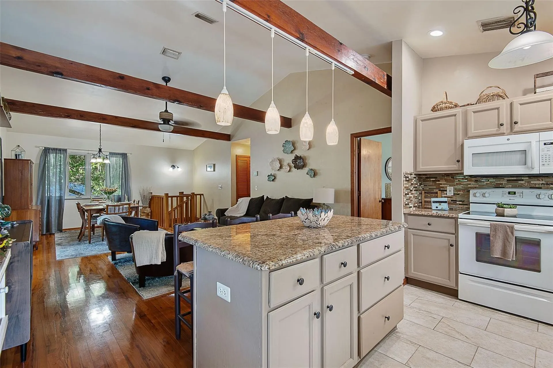 26 Beachside Drive Palm Coast FL 32137
