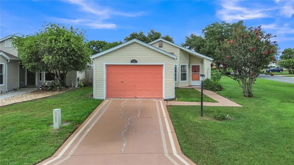 25345 Green Heron Drive Leesburg FL 34748