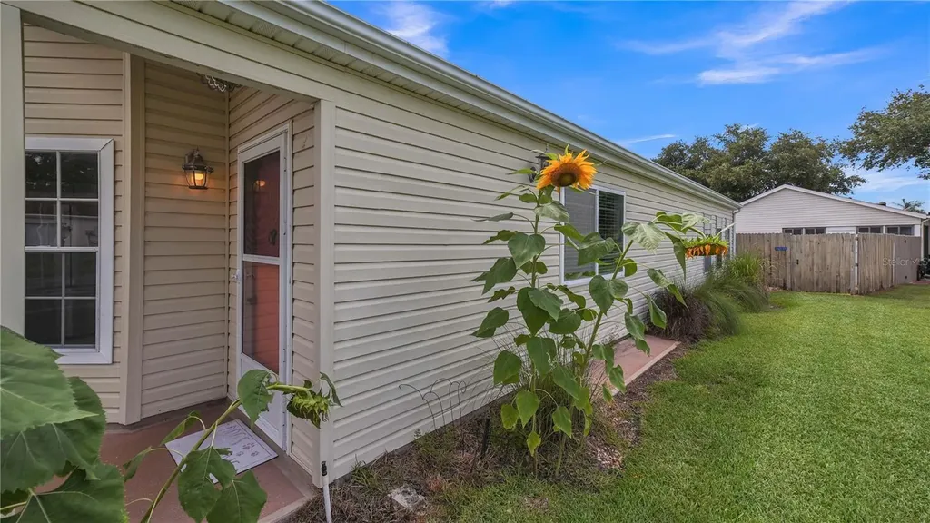 25345 Green Heron Drive Leesburg FL 34748