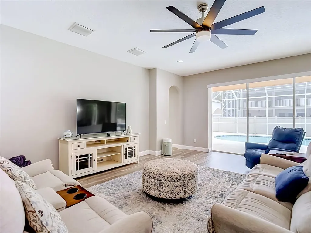 29909 Cedar Waxwing Drive Wesley Chapel FL 33545