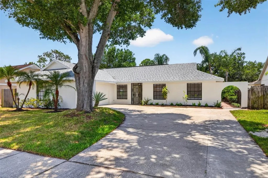 5106 Pennsbury Drive Tampa FL 33624