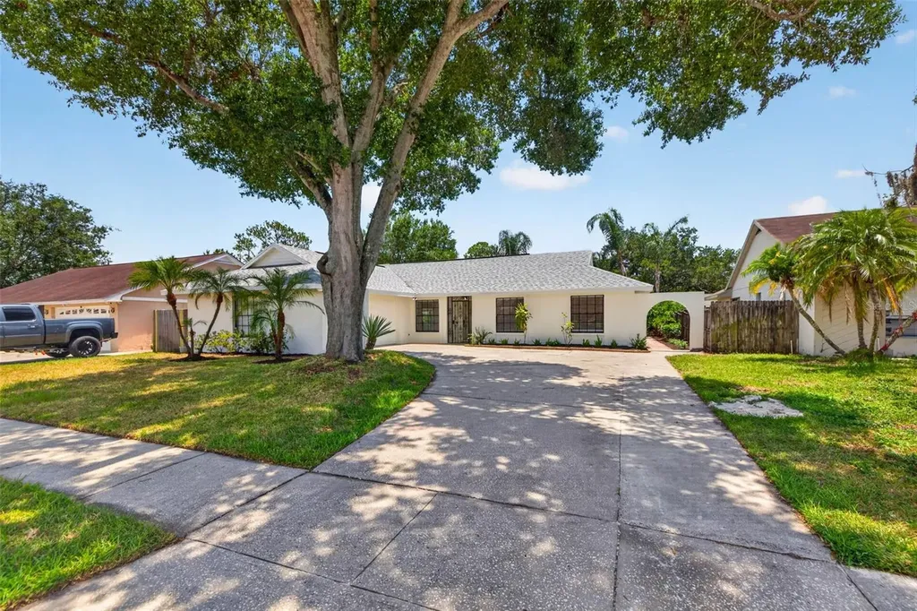 5106 Pennsbury Drive Tampa FL 33624