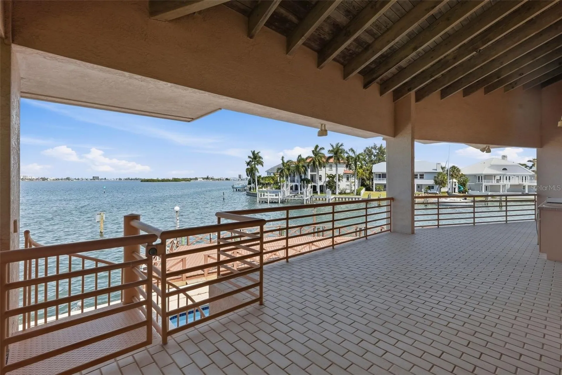 2869 Seabreeze Drive S Gulfport FL 33707