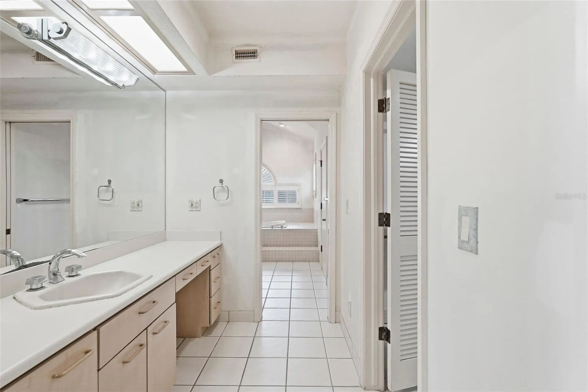 2869 Seabreeze Drive S Gulfport FL 33707