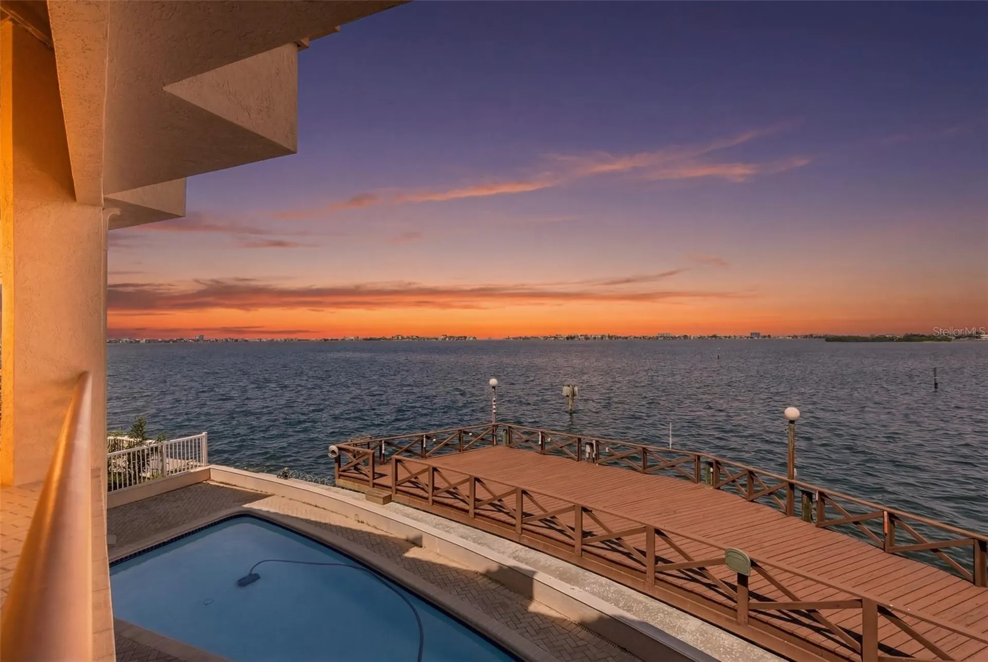 2869 Seabreeze Drive S Gulfport FL 33707