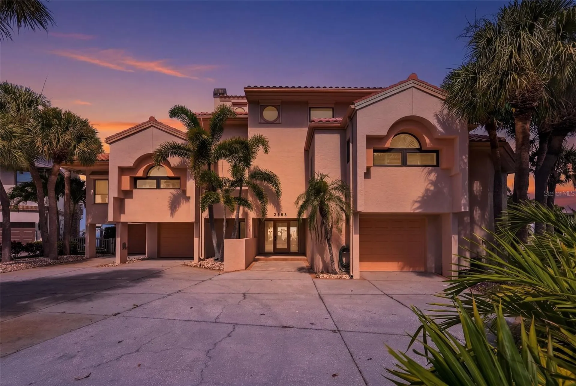 2869 Seabreeze Drive S Gulfport FL 33707