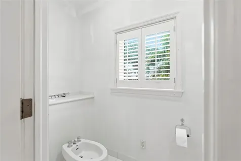 2869 Seabreeze Drive S St Petersburg FL 33707