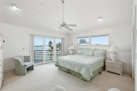 2869 Seabreeze Drive S Gulfport FL 33707