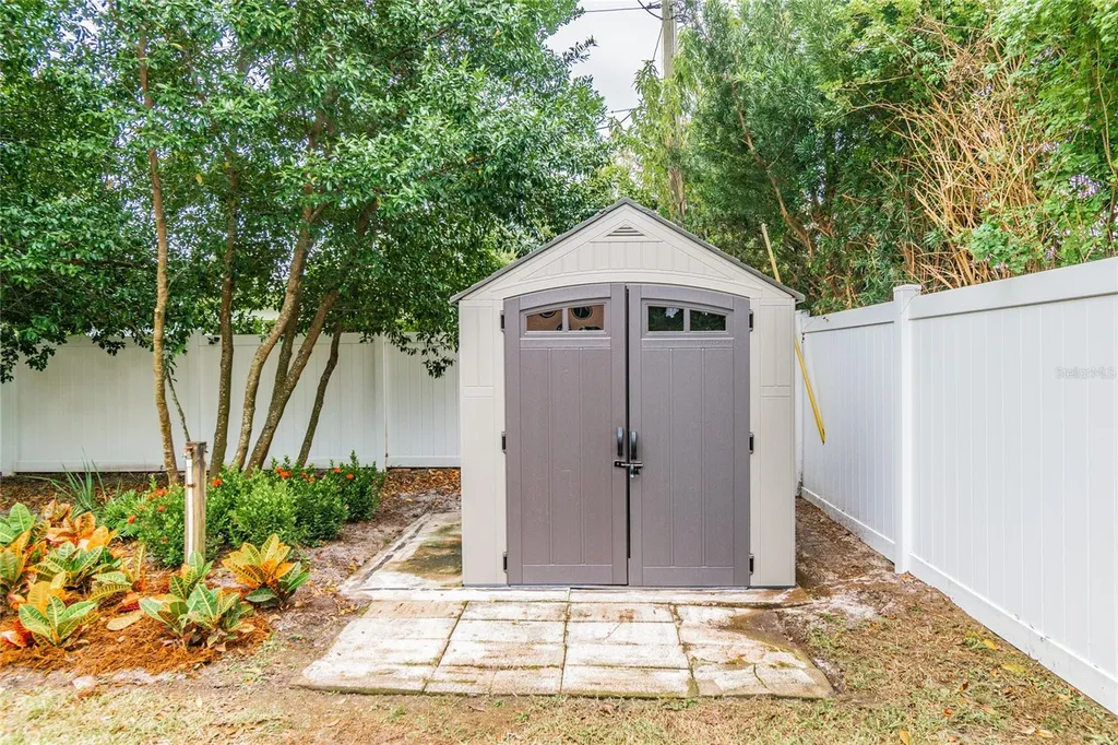 2010 Summerfield Road Winter Park FL 32792