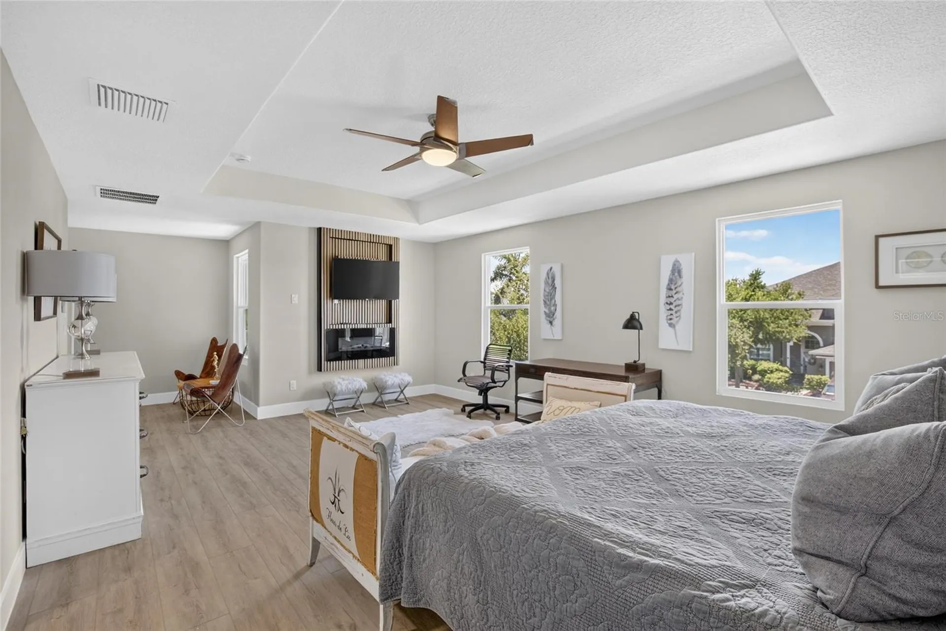 525 19th Street NW Ruskin FL 33570