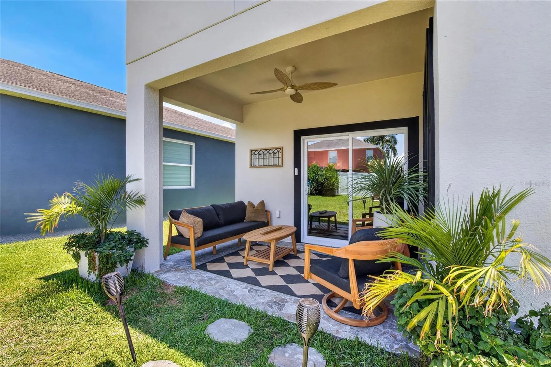 525 19th Street NW Ruskin FL 33570