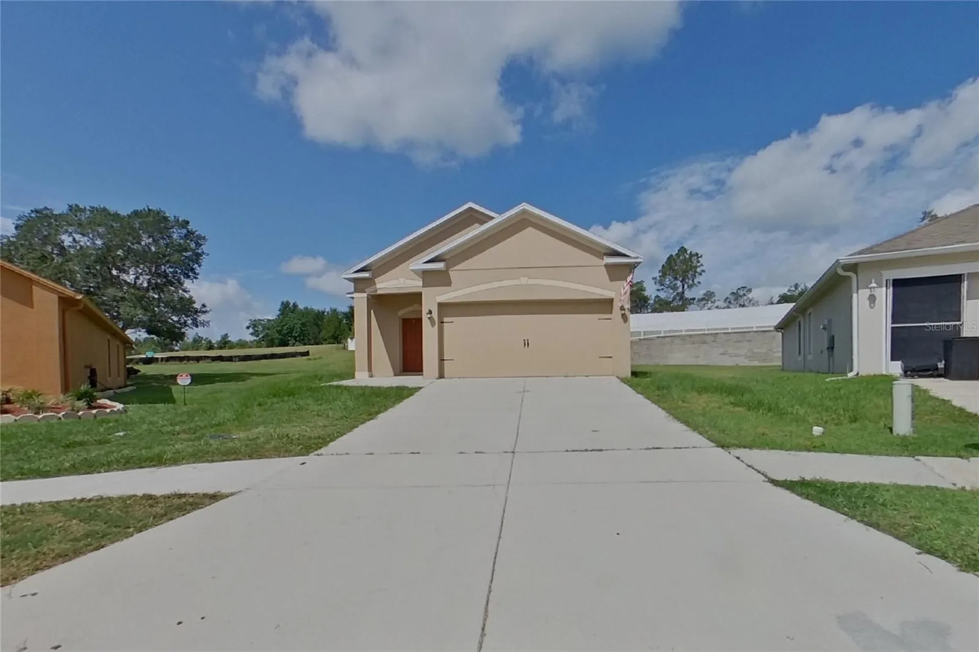 Dade City FL 33525