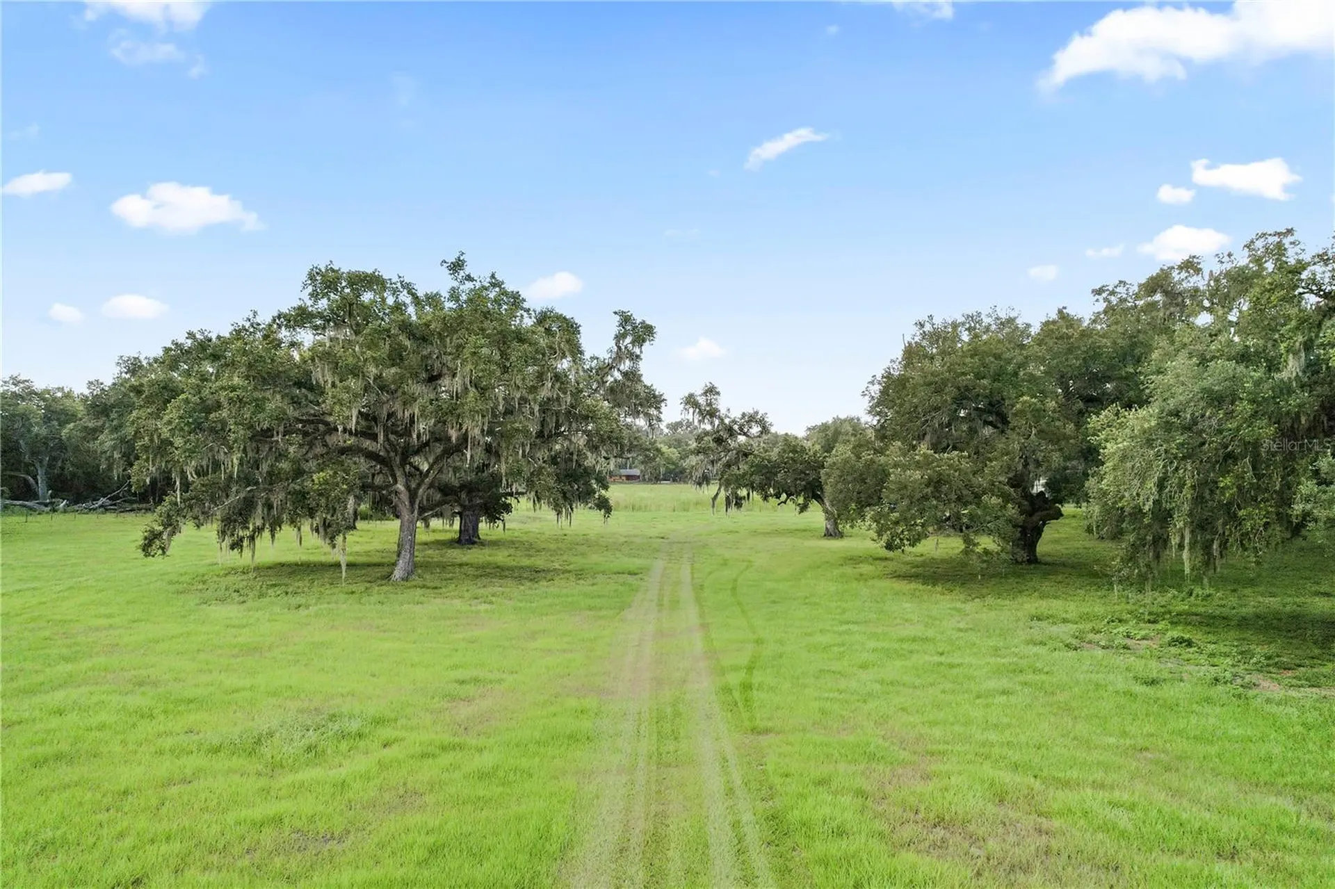 37952 Crystal Way Dade City FL 33523