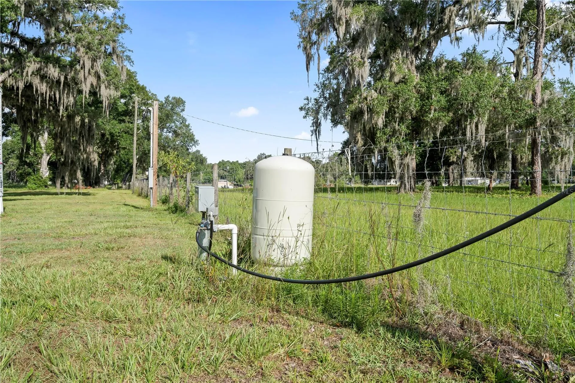 37952 Crystal Way Dade City FL 33523
