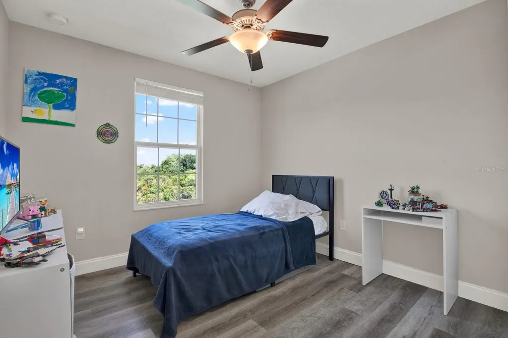 3707 Daisy Bloom Place Tampa FL 33619