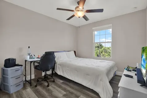 3707 Daisy Bloom Place Tampa FL 33619