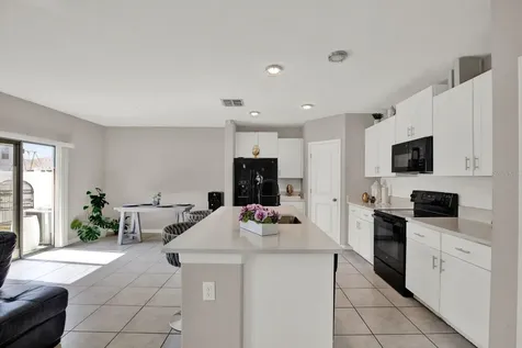 3707 Daisy Bloom Place Tampa FL 33619