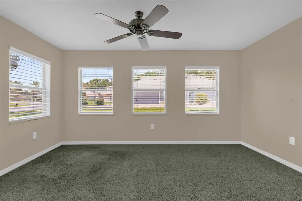5901 Candle Glow Place Leesburg FL 34748