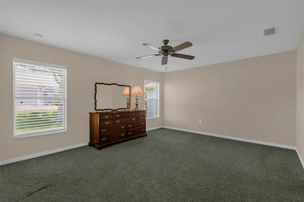 5901 Candle Glow Place Leesburg FL 34748