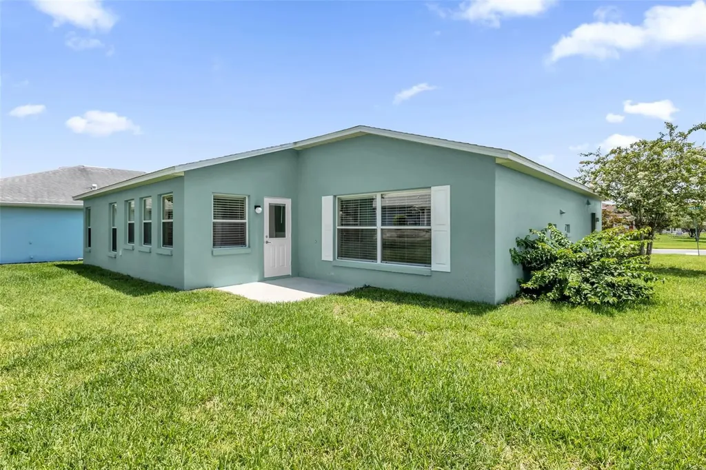 5901 Candle Glow Place Leesburg FL 34748