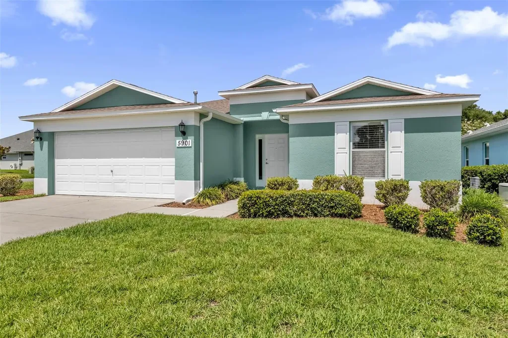 5901 Candle Glow Place Leesburg FL 34748