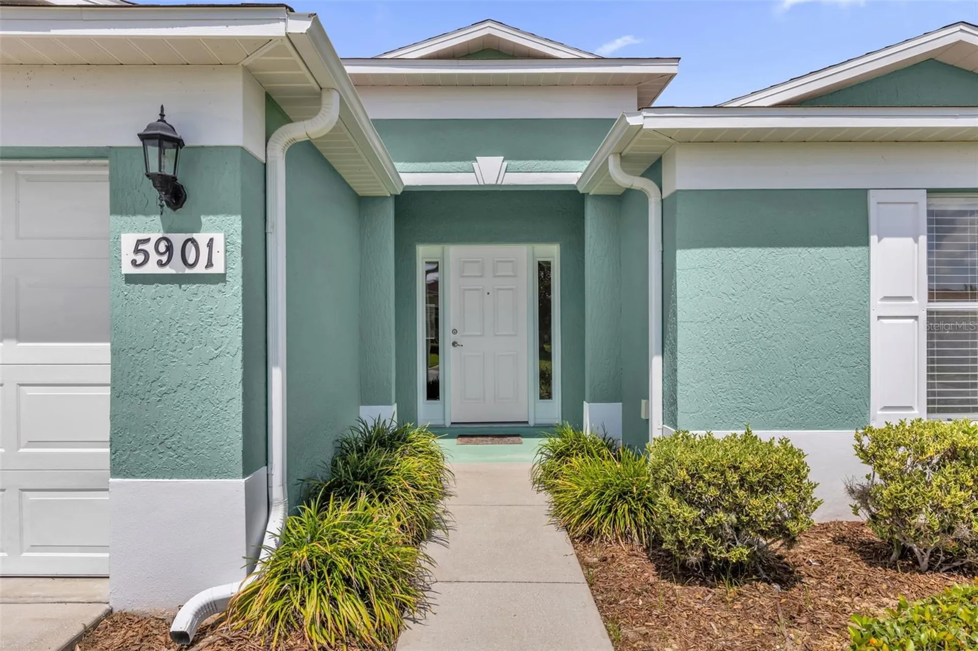 5901 Candle Glow Place Leesburg FL 34748