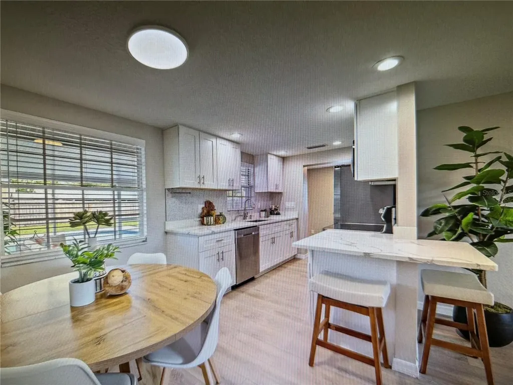 3032 Golden Rain Drive Sarasota FL 34232