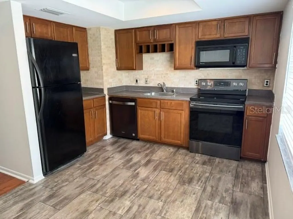 305 S Westland Avenue Tampa FL 33606