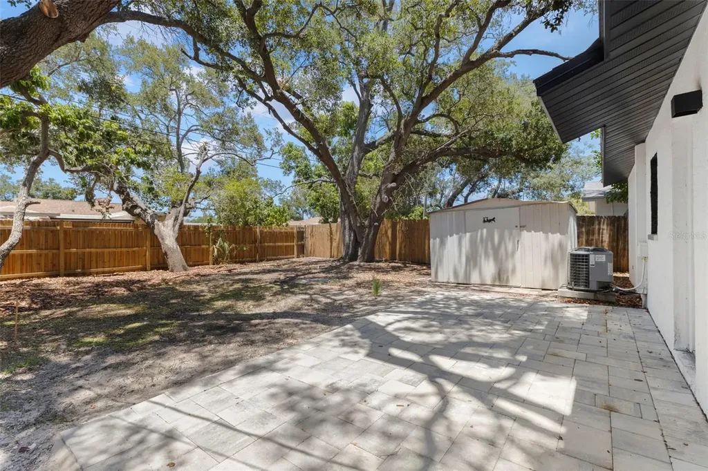 4733 25th Avenue S St Petersburg FL 33711