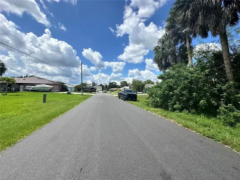18394 Goodman Circle Port Charlotte FL 33948