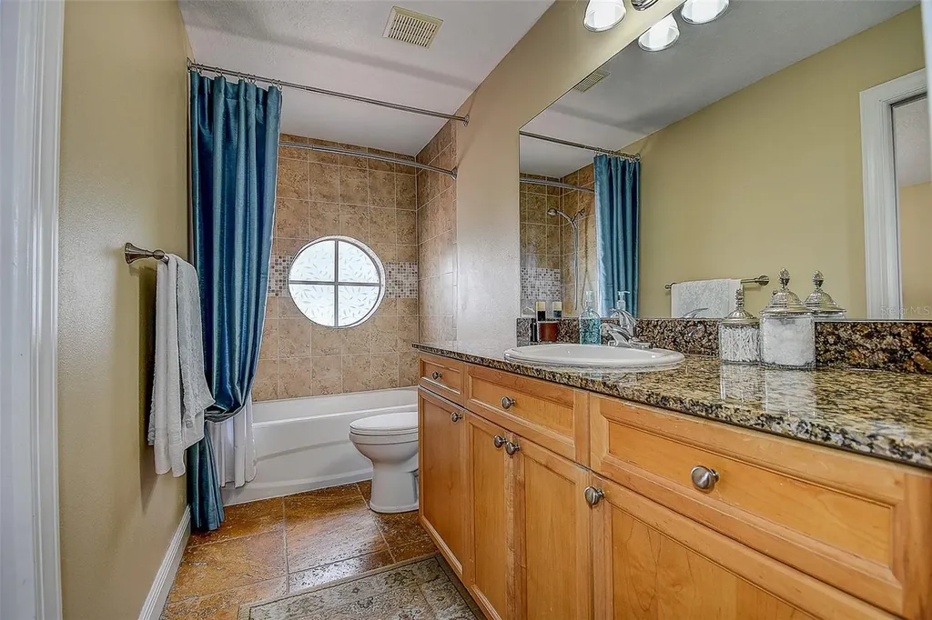 256 Valencia Circle St Petersburg FL 33716