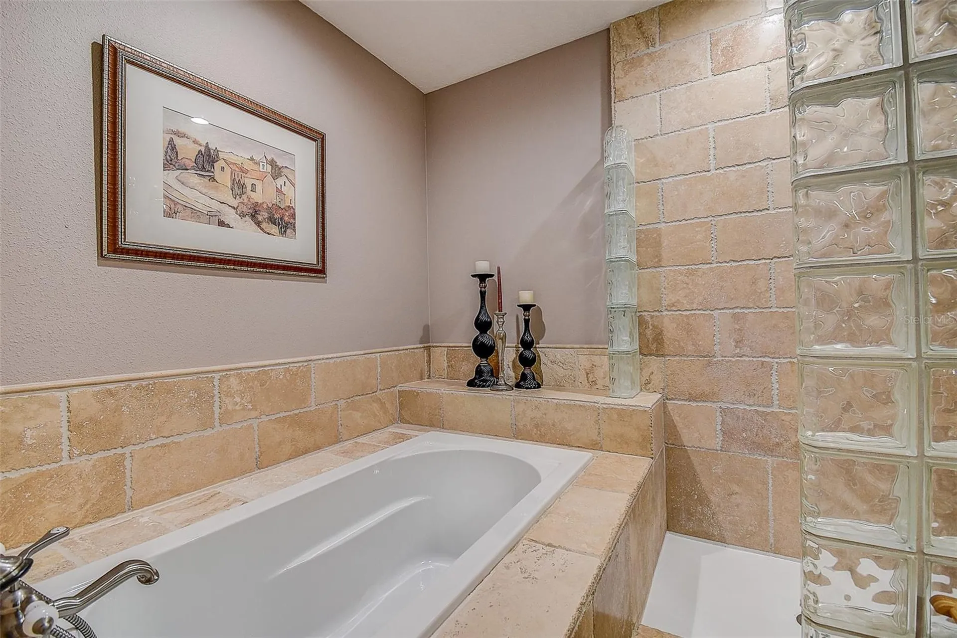 256 Valencia Circle St Petersburg FL 33716
