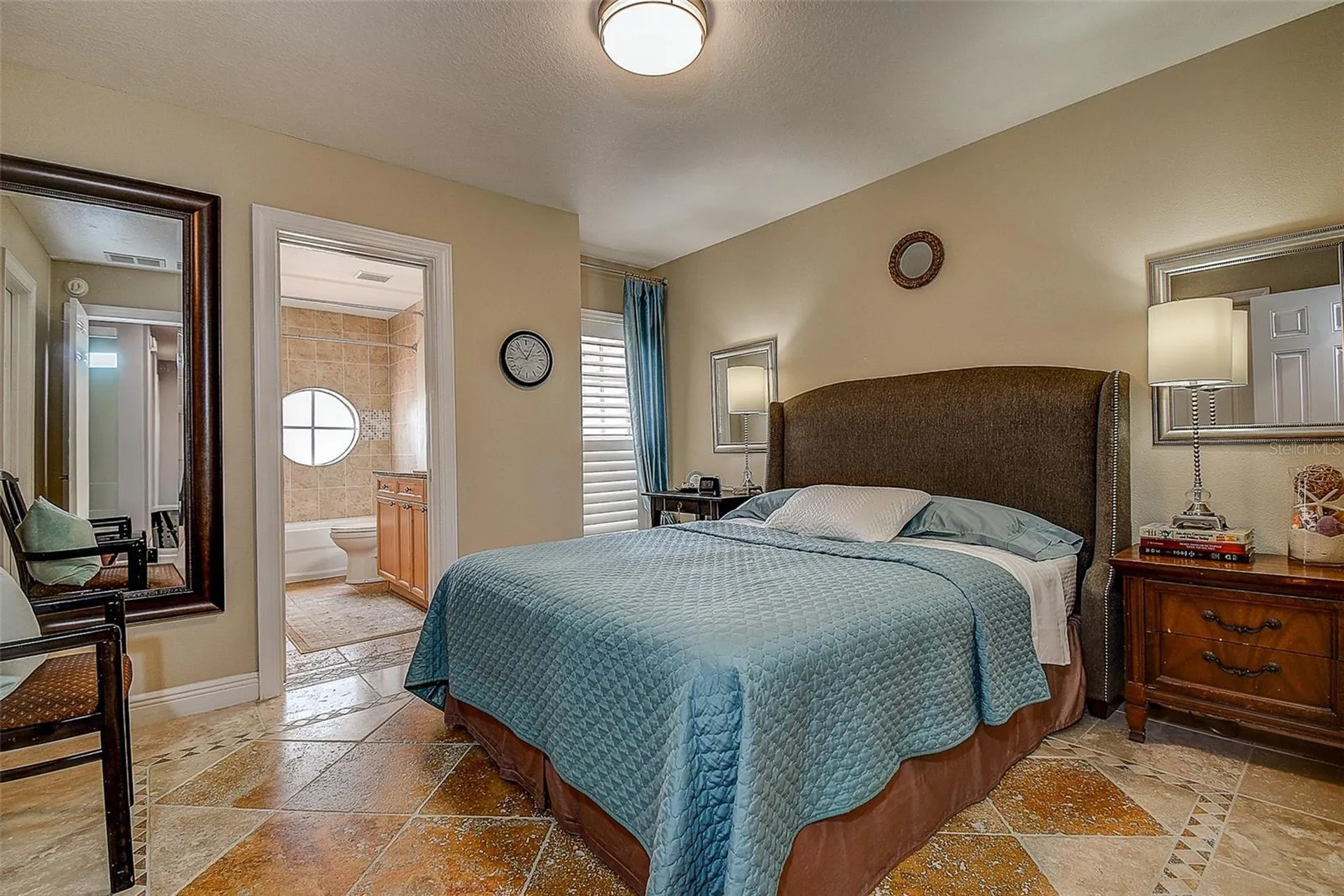 256 Valencia Circle St Petersburg FL 33716
