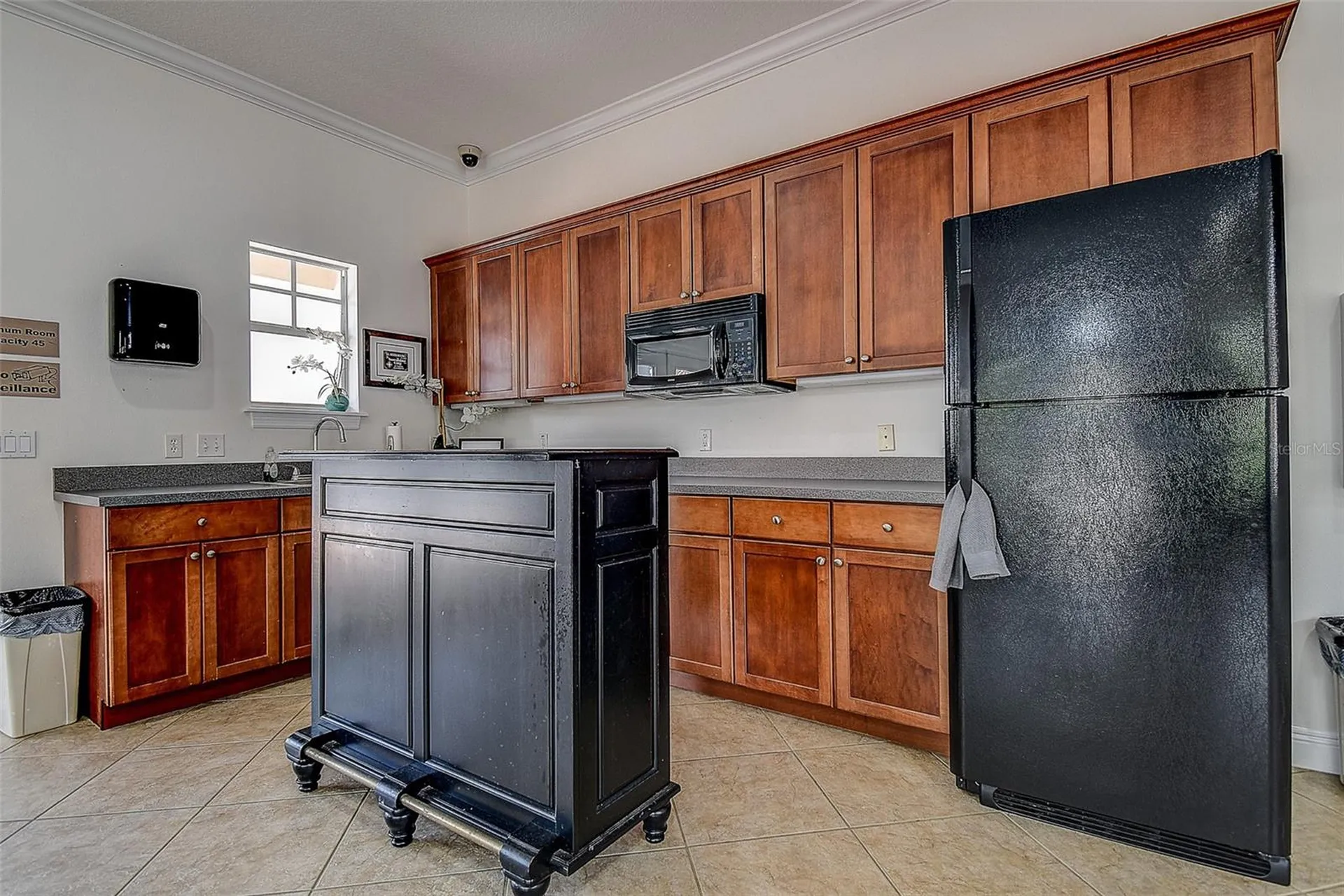 256 Valencia Circle St Petersburg FL 33716