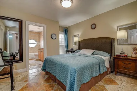 256 Valencia Circle St Petersburg FL 33716