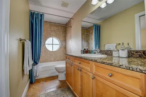 256 Valencia Circle St Petersburg FL 33716