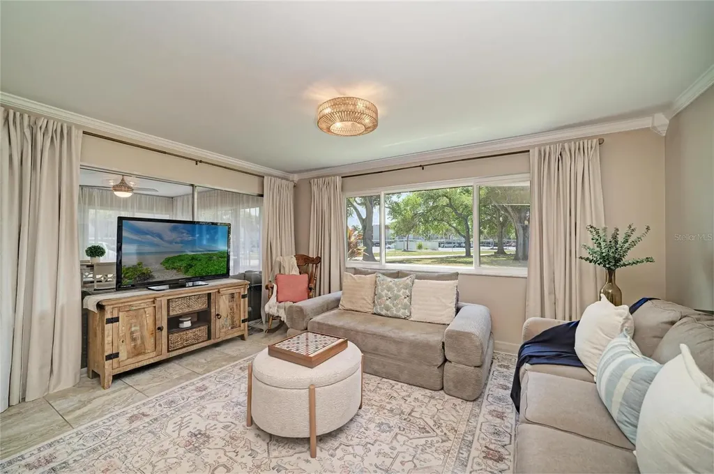 1520 Lakeside Way Sarasota FL 34232