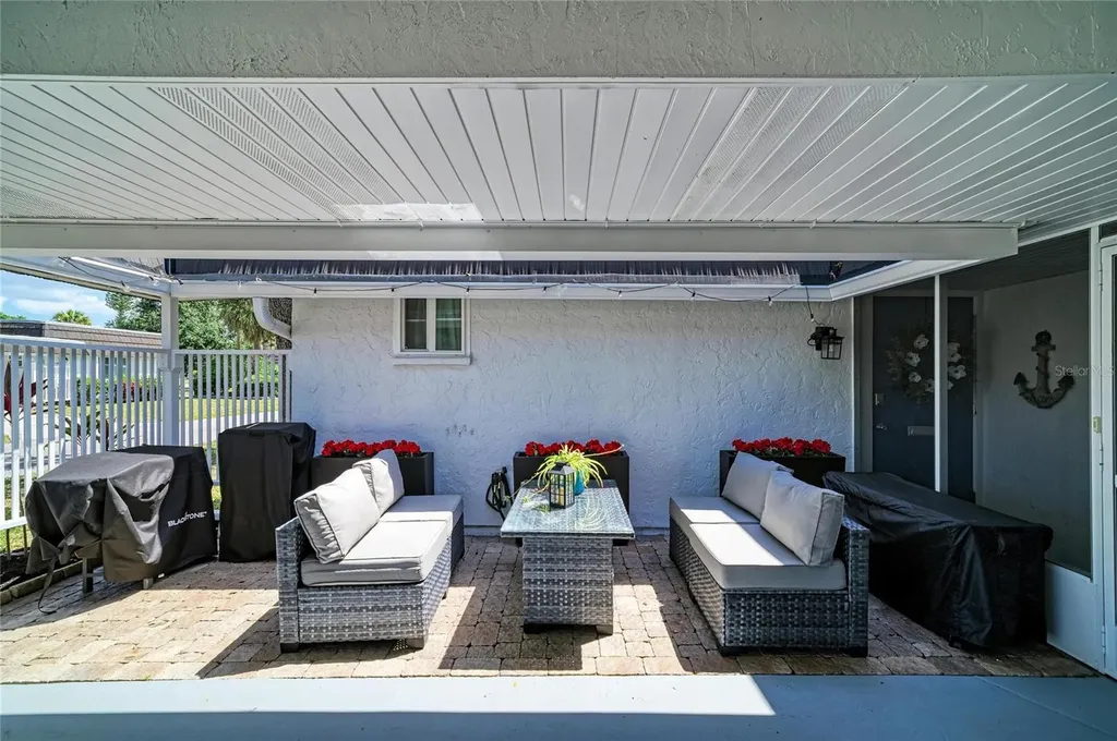1520 Lakeside Way Sarasota FL 34232