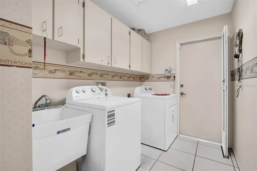 3960 Tarpon Pointe Circle Palm Harbor FL 34684