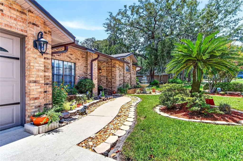 566 Rachael Court Oviedo FL 32765