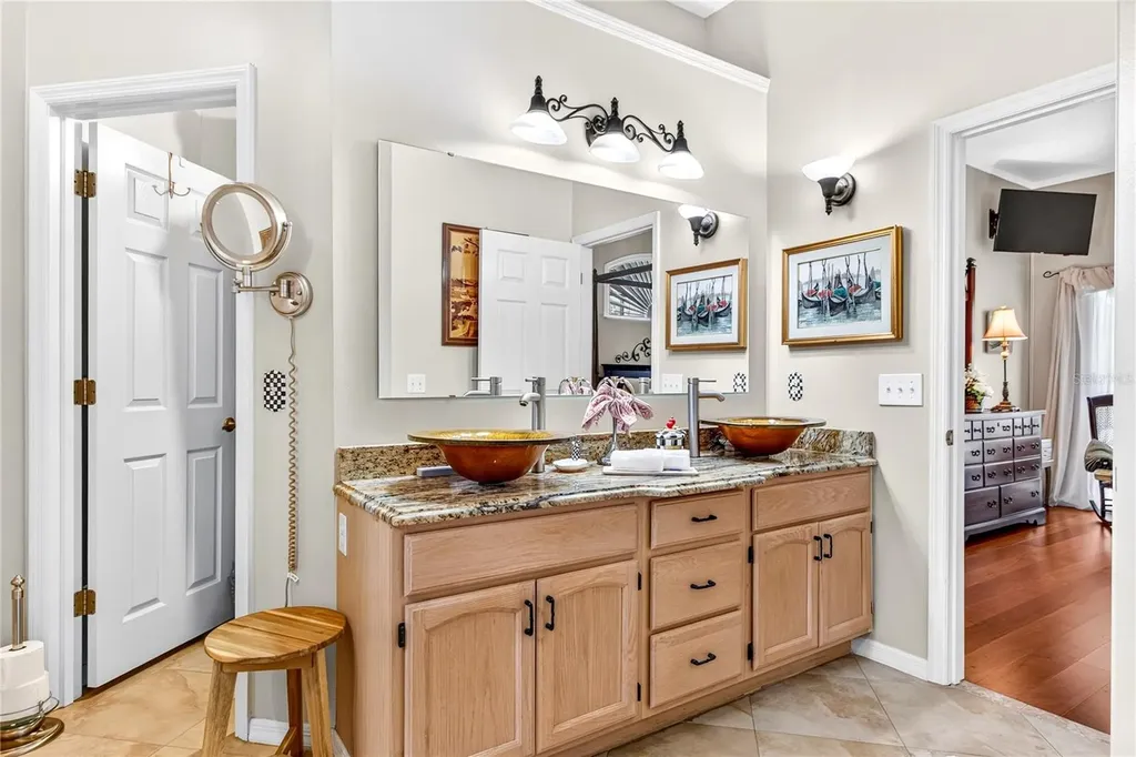 566 Rachael Court Oviedo FL 32765
