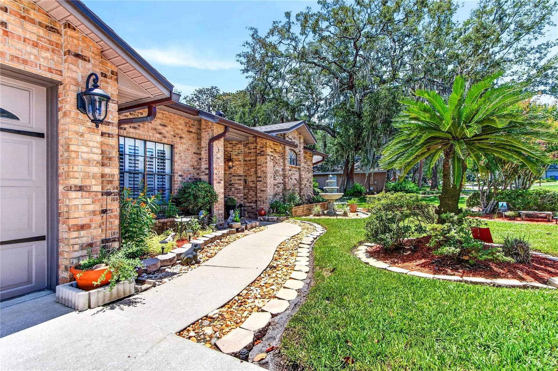 566 Rachael Court Oviedo FL 32765