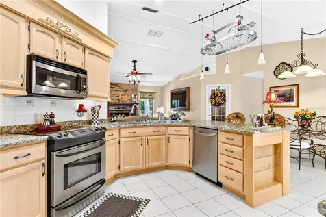 566 Rachael Court Oviedo FL 32765