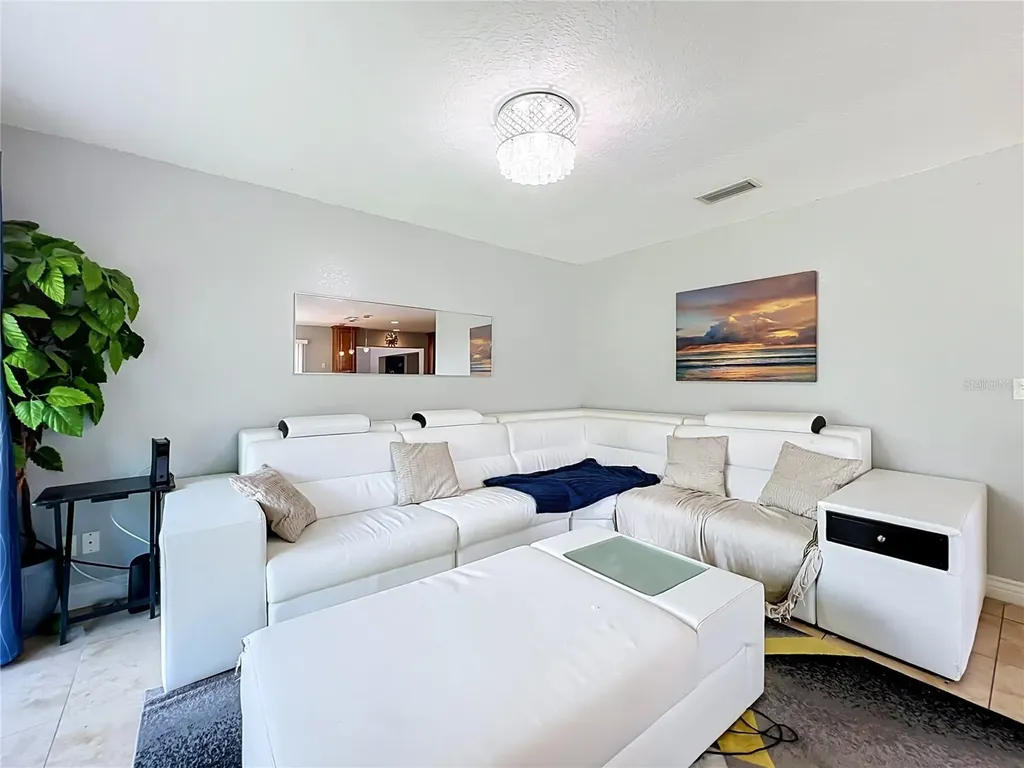 6193 Valerian Boulevard Orlando FL 32819
