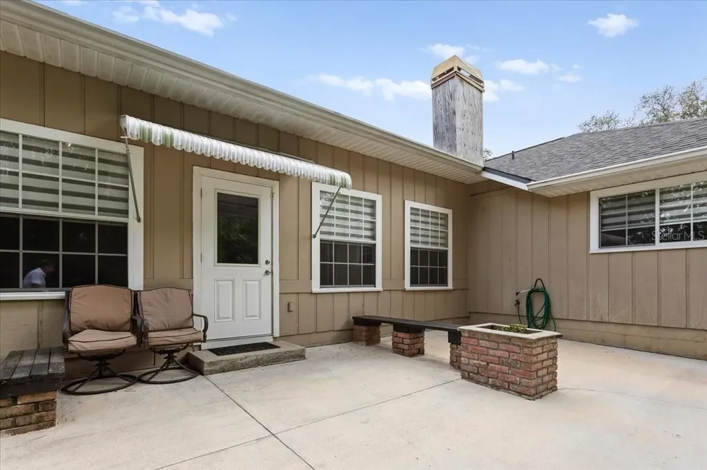 7710 NW 38th Place Gainesville FL 32606