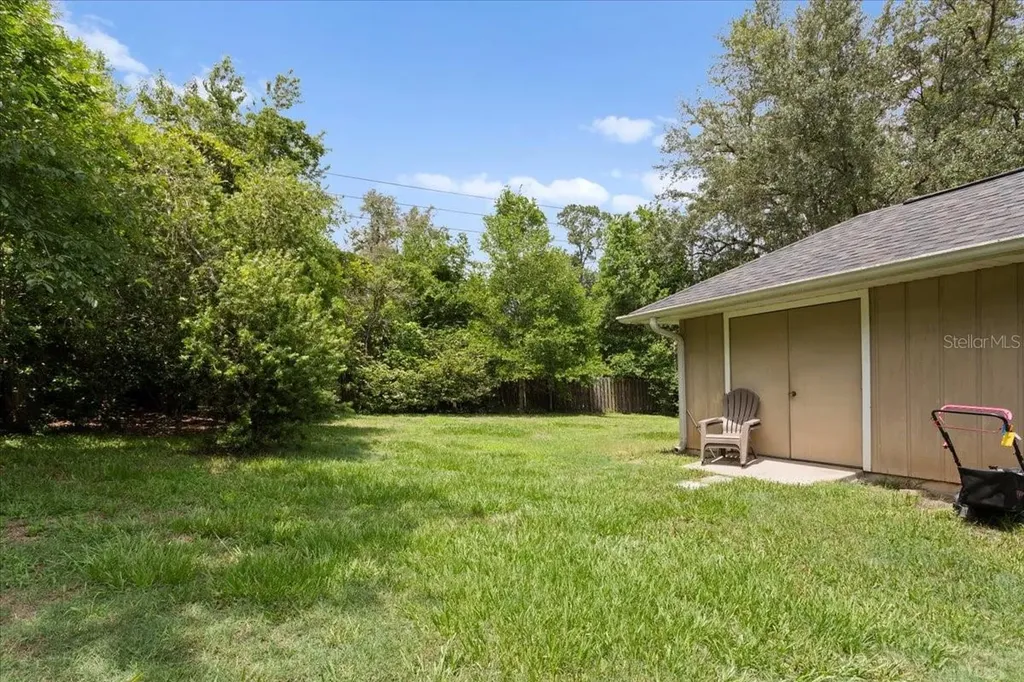 7710 NW 38th Place Gainesville FL 32606