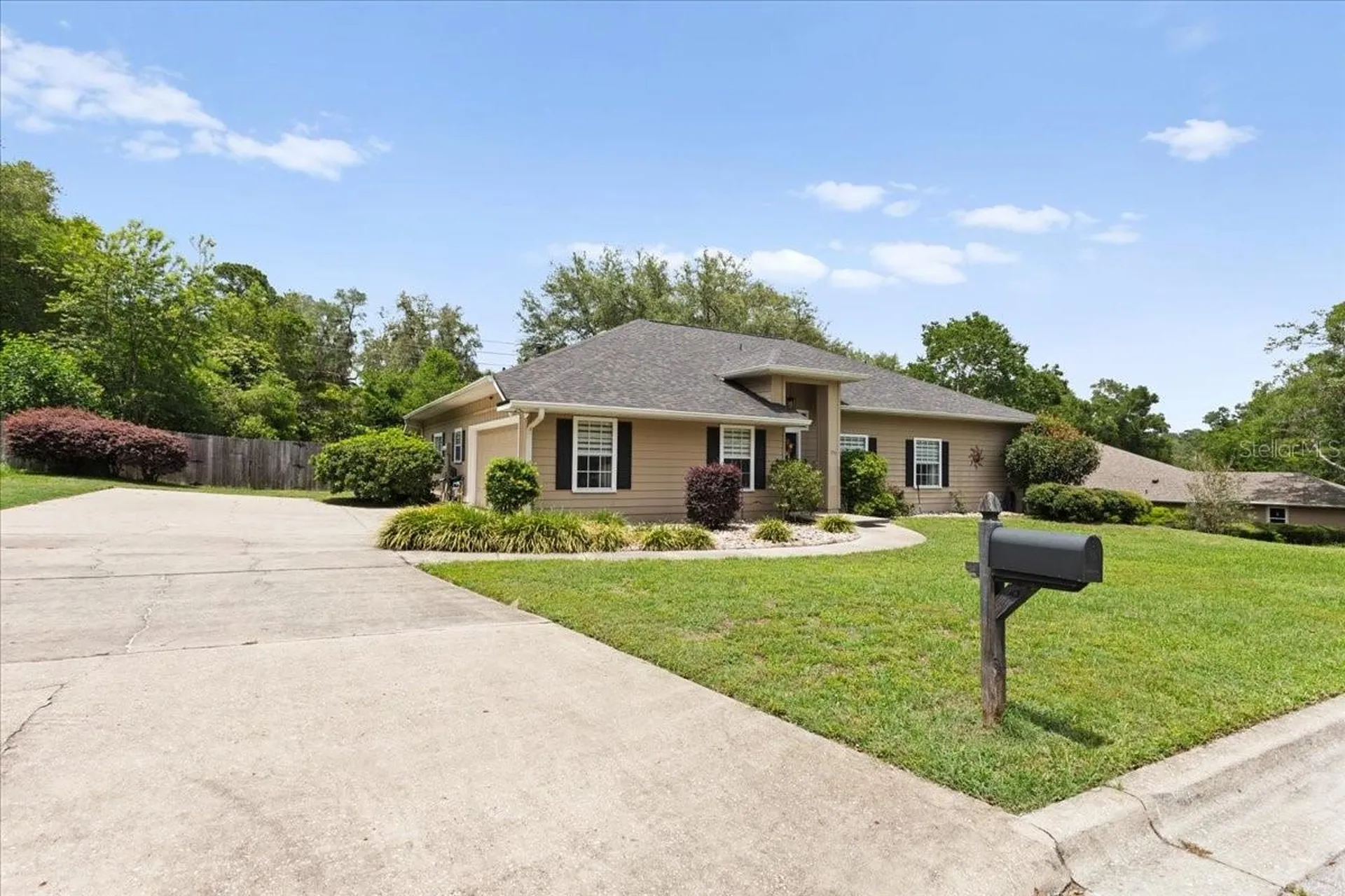 7710 NW 38th Place Gainesville FL 32606